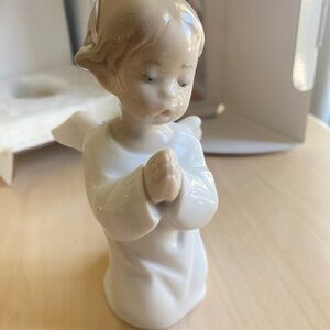 Angel Praying porcelain figure with box